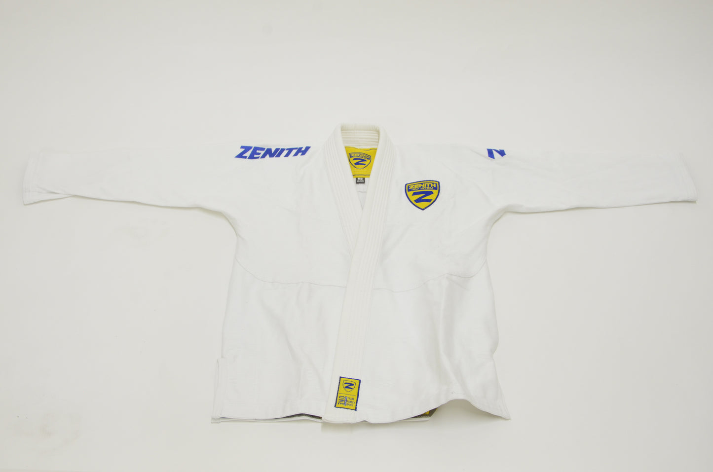 Zenith White Gi-Kids